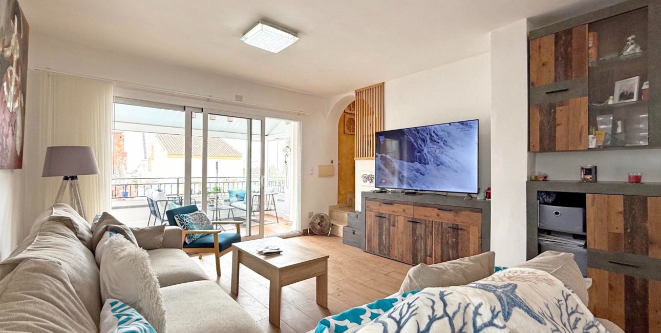 Resale - Villa -
Orihuela Costa - Villamartin