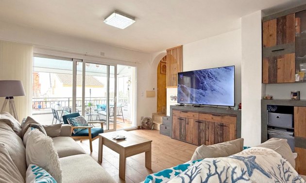 Resale - Villa -
Orihuela Costa - Villamartin