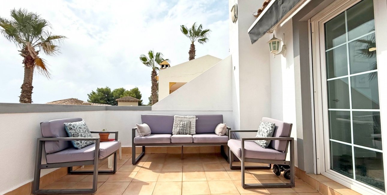 Resale - Villa -
Orihuela Costa - Villamartin