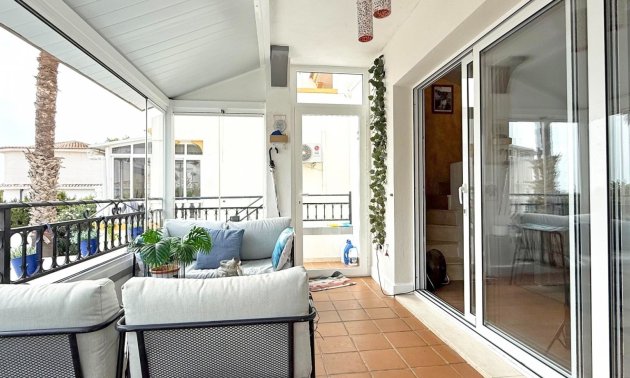 Resale - Villa -
Orihuela Costa - Villamartin