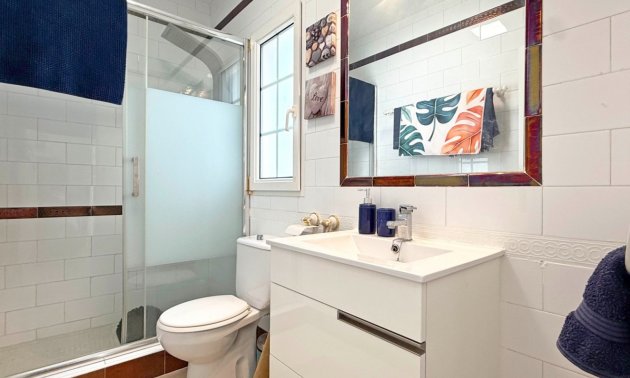 Resale - Villa -
Orihuela Costa - Villamartin