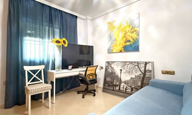 Rynek wtórny - Mieszkanie  -
Orihuela Costa - Lomas de Cabo Roig