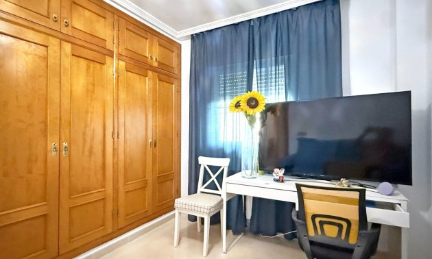 Rynek wtórny - Mieszkanie  -
Orihuela Costa - Lomas de Cabo Roig