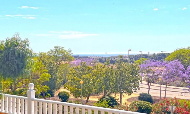 Rynek wtórny - Mieszkanie  -
Orihuela Costa - Lomas de Cabo Roig