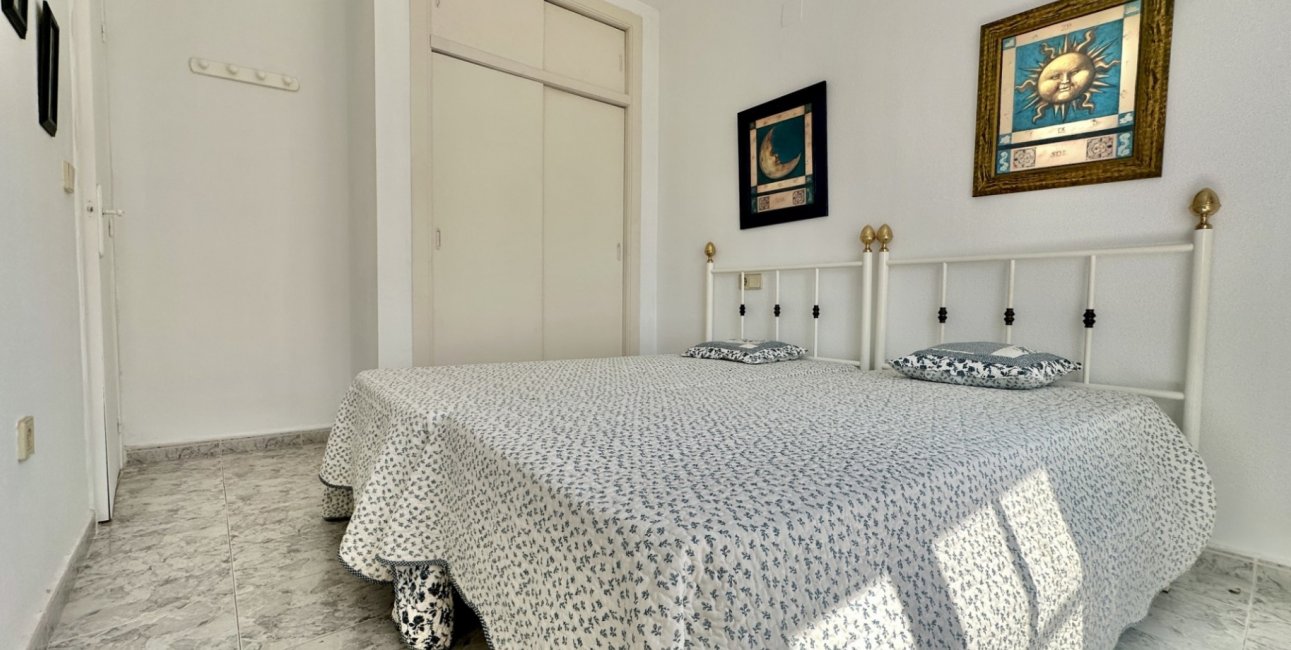 Resale - Apartment / flat -
Orihuela Costa - Playa Flamenca