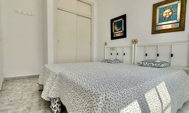 Resale - Apartment / flat -
Orihuela Costa - Playa Flamenca