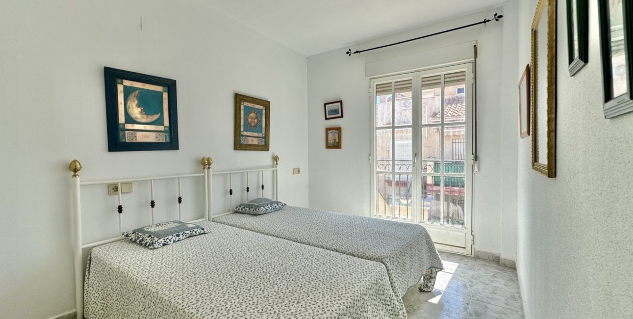 Resale - Apartment / flat -
Orihuela Costa - Playa Flamenca