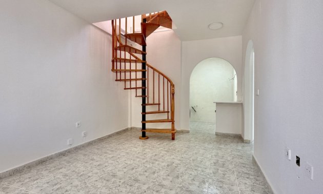 Resale - Apartment / flat -
Orihuela Costa - Playa Flamenca