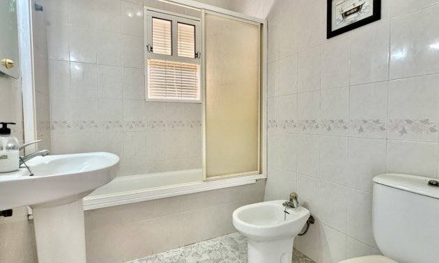 Resale - Apartment / flat -
Orihuela Costa - Playa Flamenca