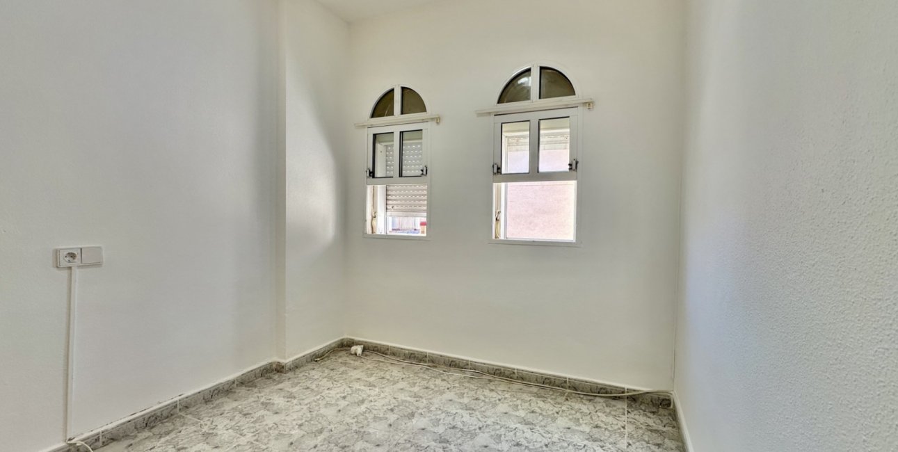 Resale - Apartment / flat -
Orihuela Costa - Playa Flamenca