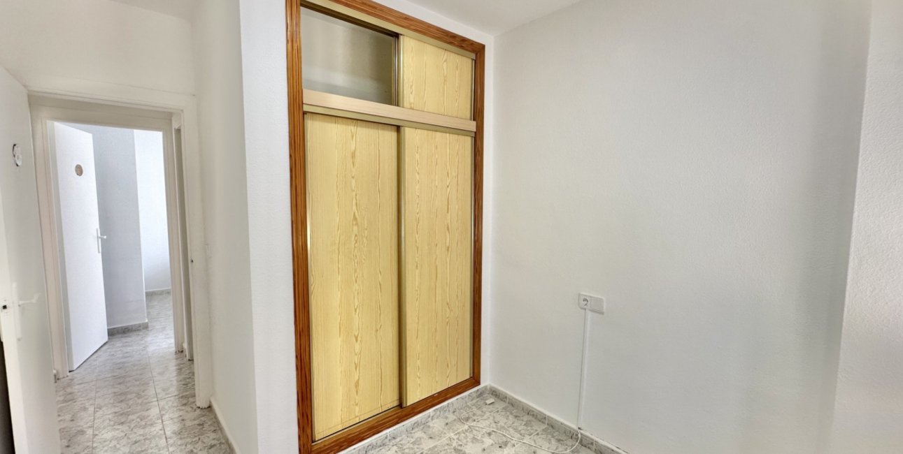 Resale - Apartment / flat -
Orihuela Costa - Playa Flamenca