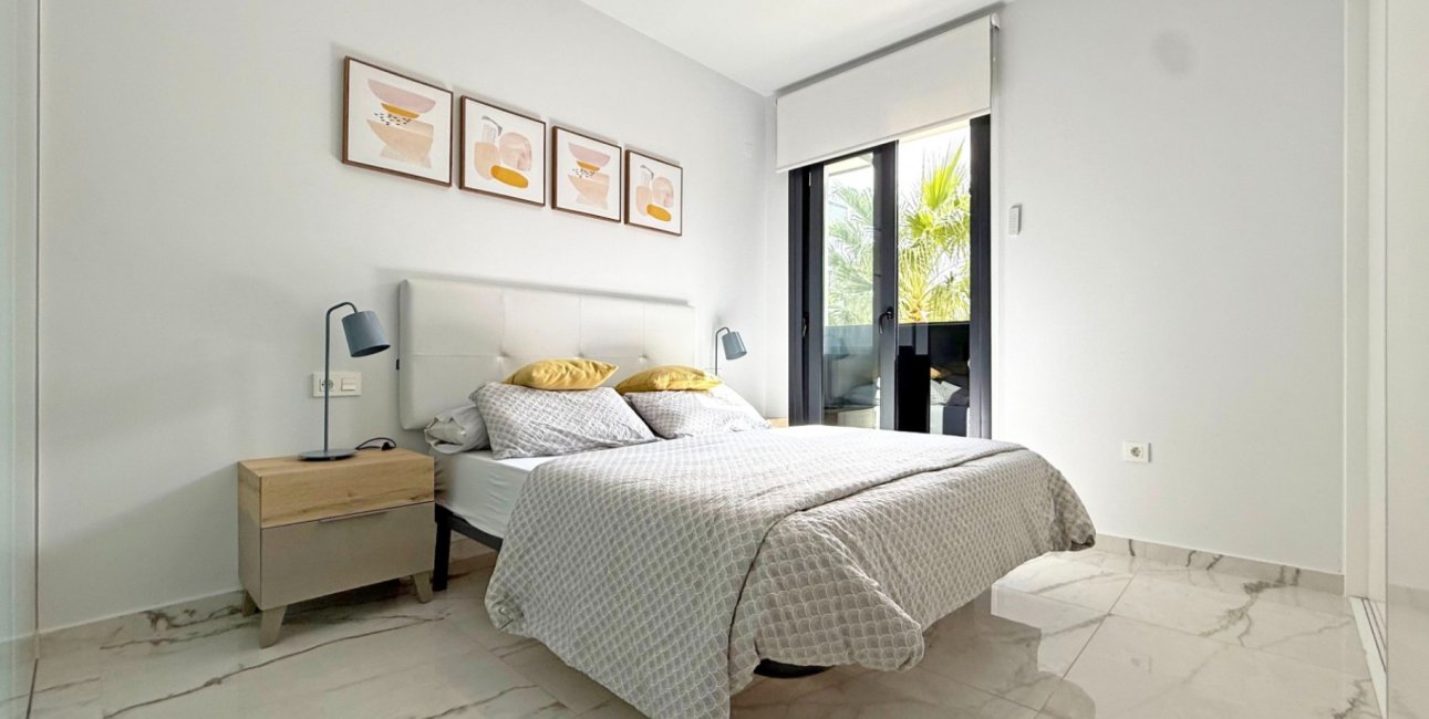 Rynek wtórny - Mieszkanie  -
Orihuela Costa - Los Altos