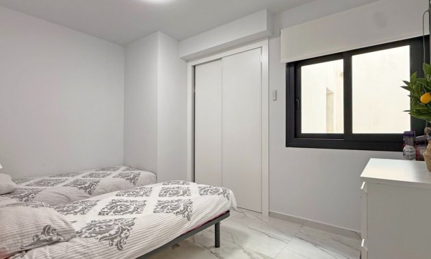 Rynek wtórny - Mieszkanie  -
Orihuela Costa - Los Altos