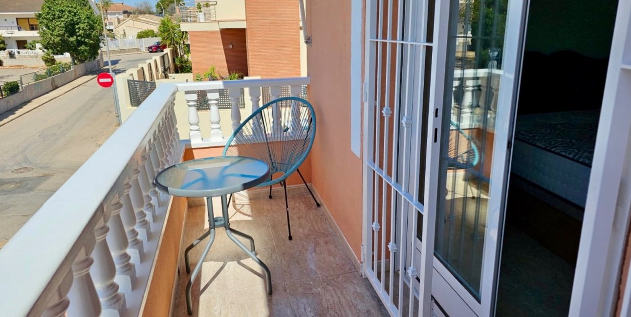 Rynek wtórny - Dom Szeregowy -
Santiago de La Ribera - Santiago de La Ribera - Town