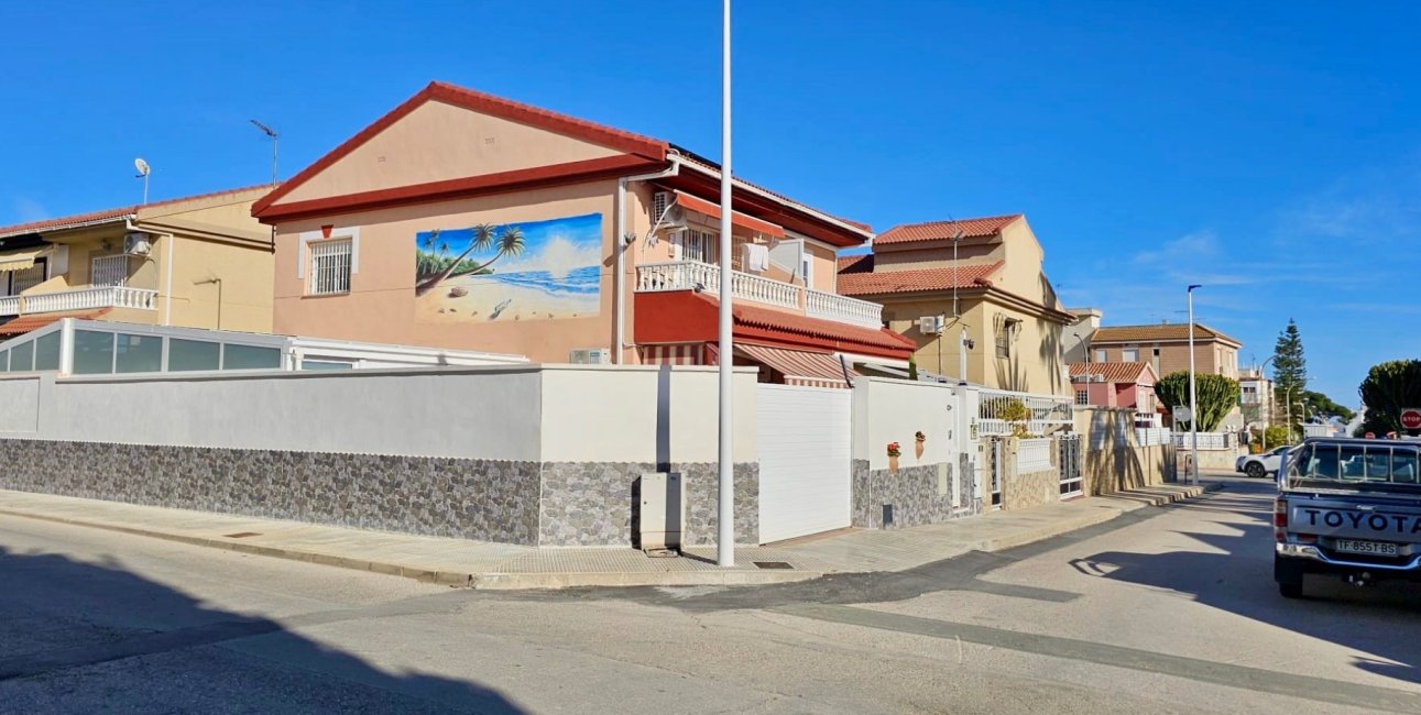 Rynek wtórny - Dom Szeregowy -
Santiago de La Ribera - Santiago de La Ribera - Town