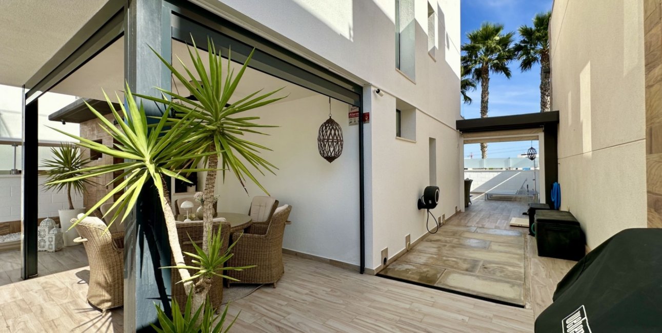 Rynek wtórny - Willa -
Orihuela Costa - Lomas de Cabo Roig