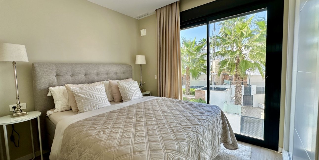 Rynek wtórny - Willa -
Orihuela Costa - Lomas de Cabo Roig