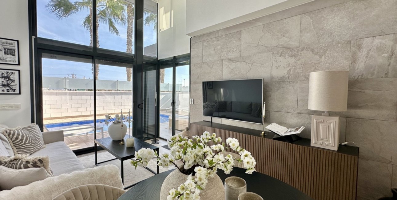 Rynek wtórny - Willa -
Orihuela Costa - Lomas de Cabo Roig