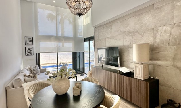 Rynek wtórny - Willa -
Orihuela Costa - Lomas de Cabo Roig