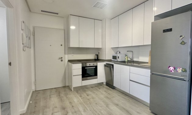 Rynek wtórny - Mieszkanie  -
Orihuela Costa - Villamartin