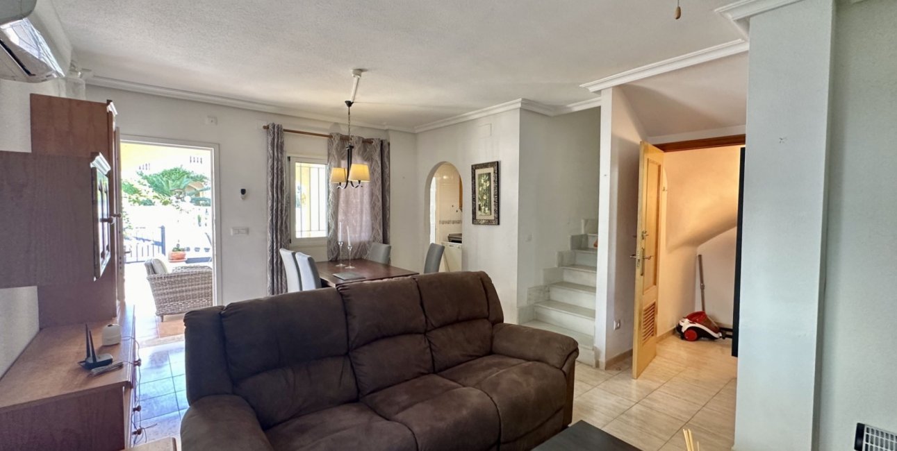 Rynek wtórny - Dom Szeregowy -
Orihuela Costa - Playa Flamenca