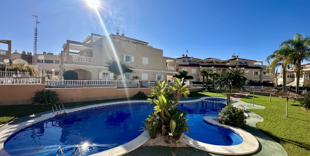 Rynek wtórny - Dom Szeregowy -
Orihuela Costa - Playa Flamenca