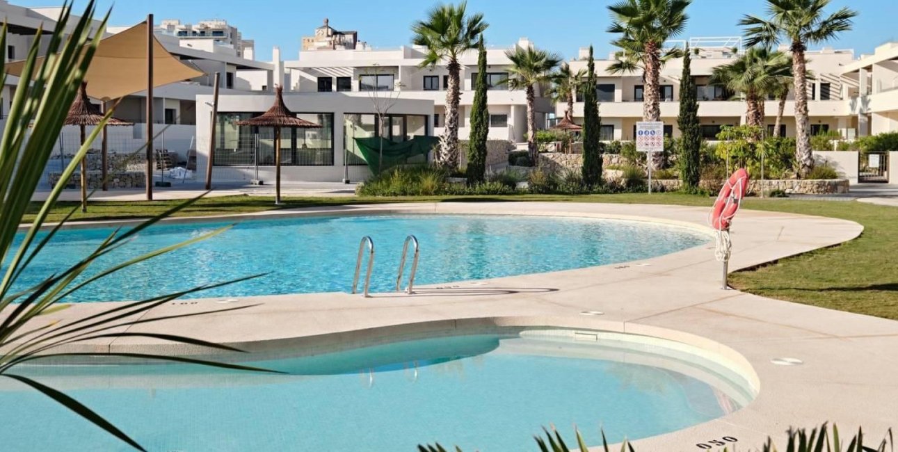 Resale - Apartment / flat -
Torrevieja - La Veleta