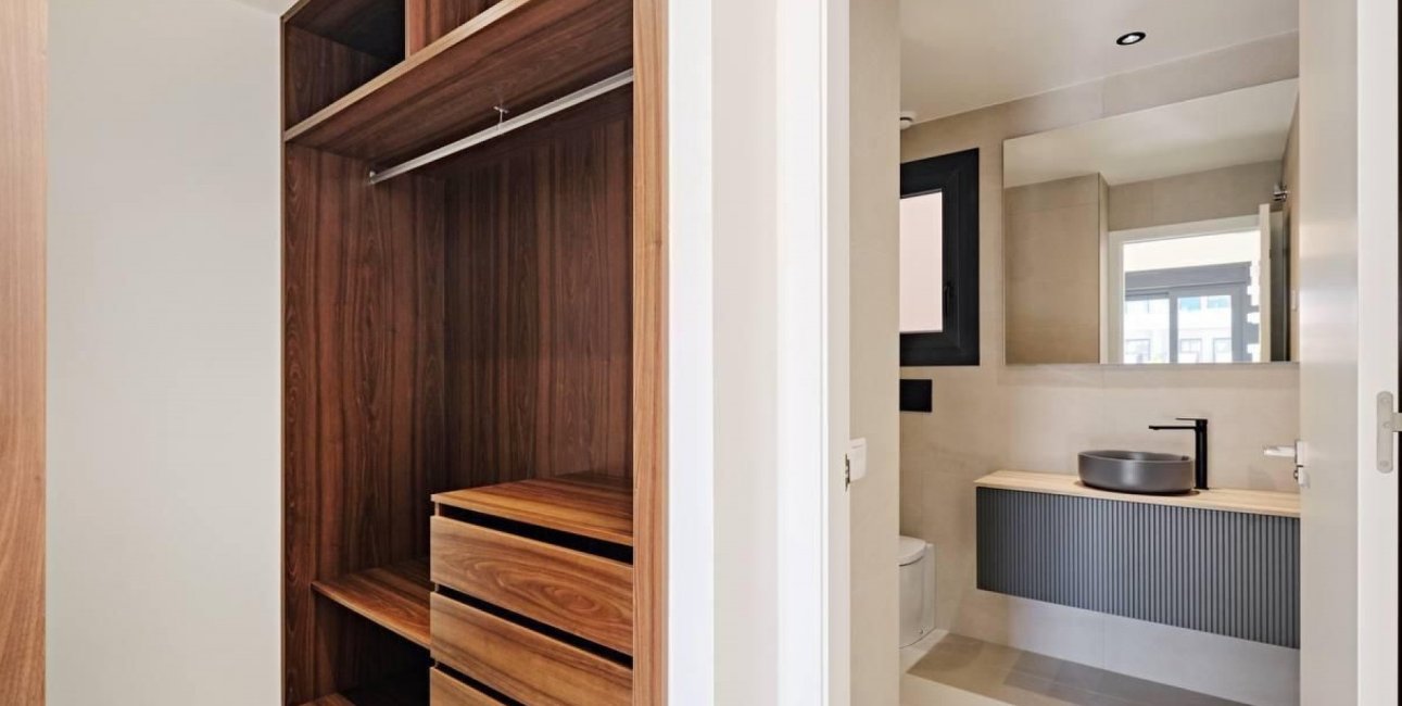 Resale - Apartment / flat -
Torrevieja - La Veleta