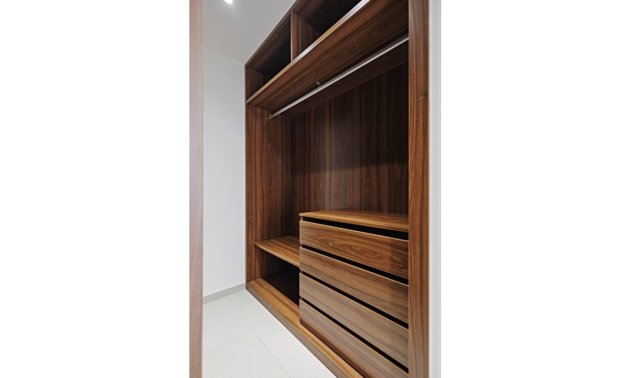 Resale - Apartment / flat -
Torrevieja - La Veleta