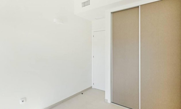 Resale - Apartment / flat -
Torrevieja - La Veleta