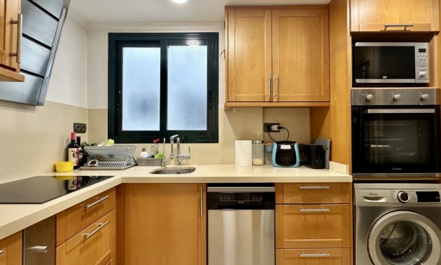 Resale - Apartment / flat -
Guardamar del Segura - Guardamar del Segura - Town