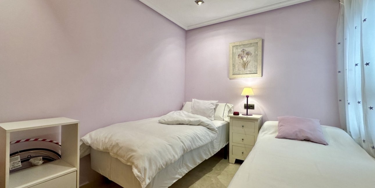 Resale - Apartment / flat -
Guardamar del Segura - Guardamar del Segura - Town