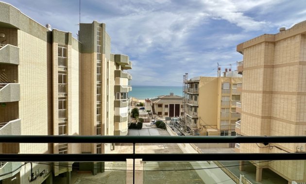 Resale - Apartment / flat -
Guardamar del Segura - Guardamar del Segura - Town