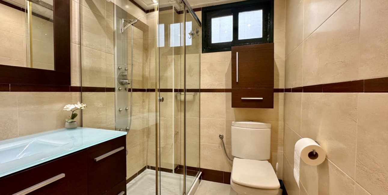 Resale - Apartment / flat -
Guardamar del Segura - Guardamar del Segura - Town