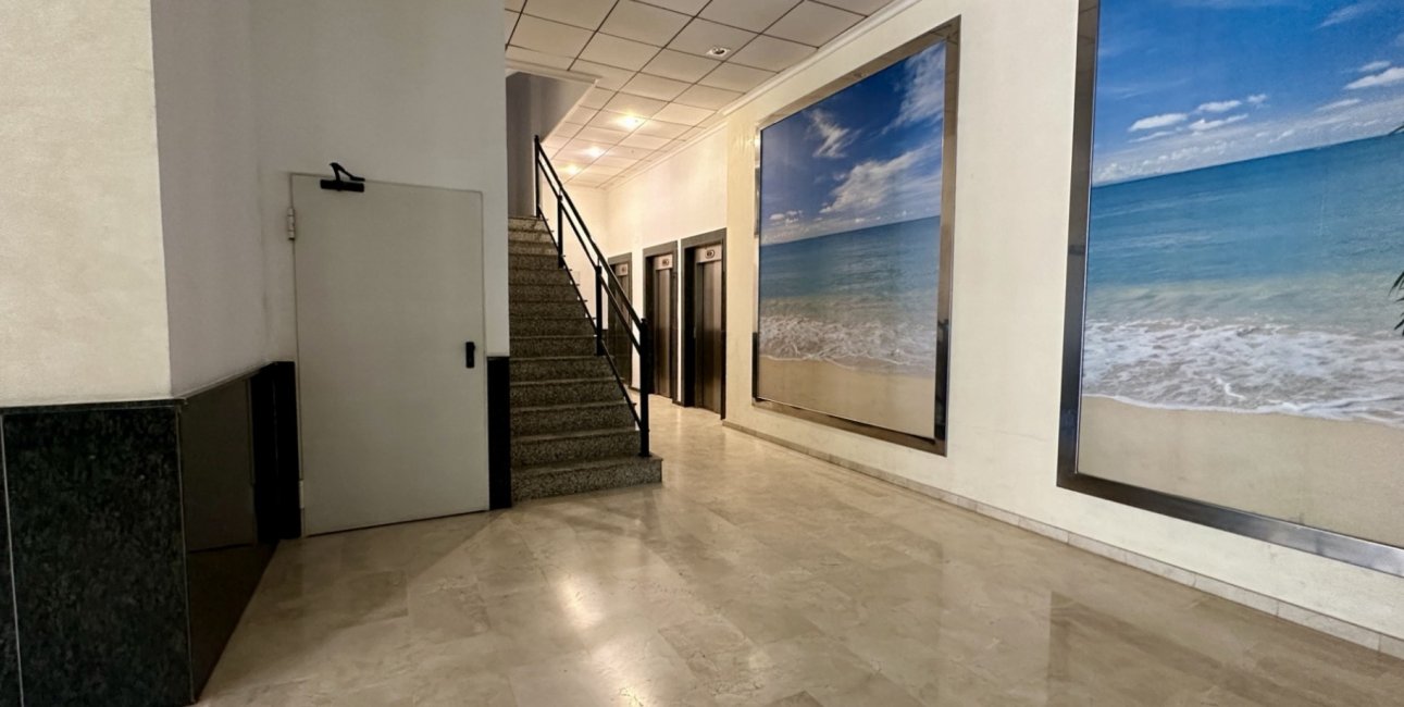 Resale - Apartment / flat -
Guardamar del Segura - Guardamar del Segura - Town