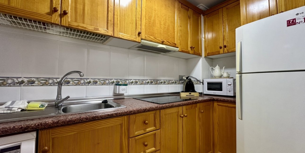 Rynek wtórny - Mieszkanie  -
Torrevieja - Playa Los Naufragos