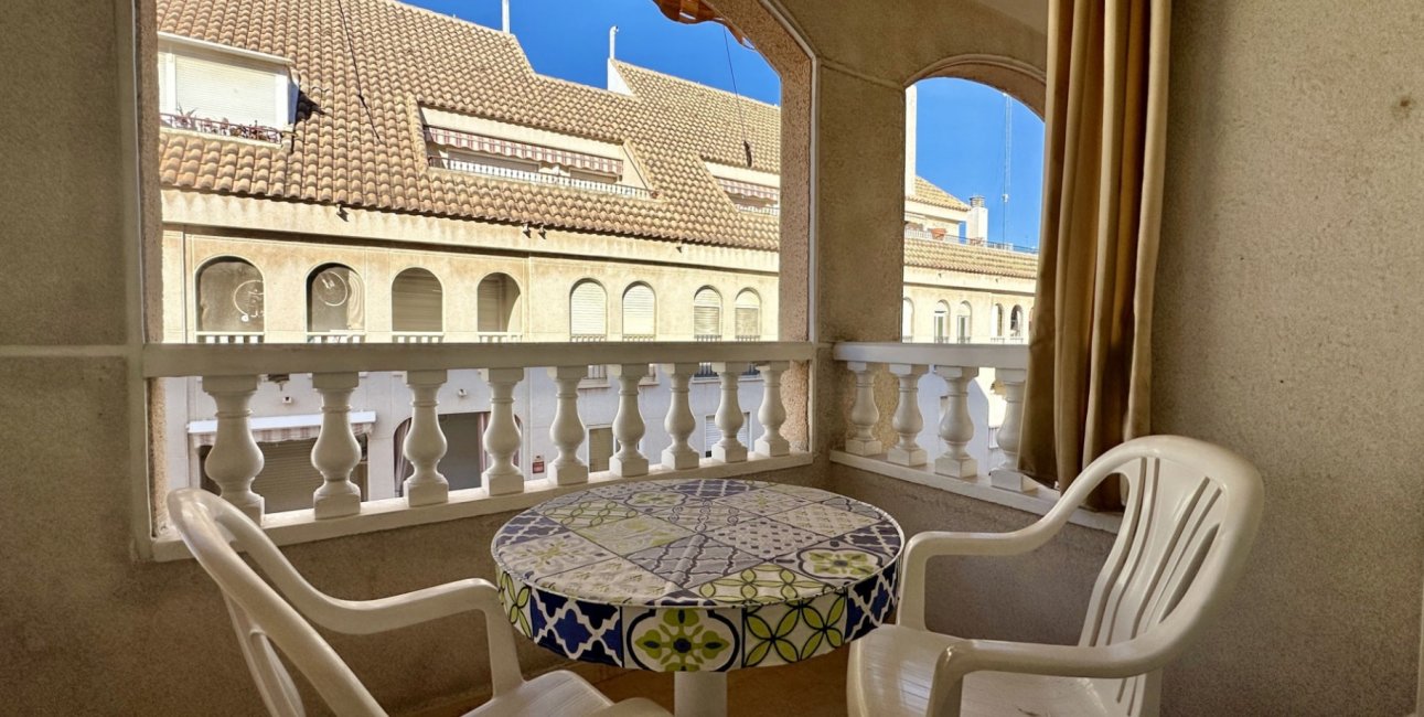 Rynek wtórny - Mieszkanie  -
Torrevieja - Playa Los Naufragos