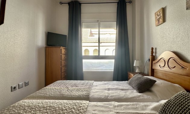 Rynek wtórny - Mieszkanie  -
Torrevieja - Playa Los Naufragos