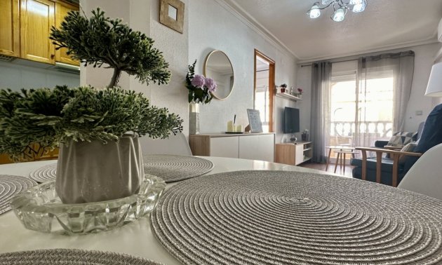 Rynek wtórny - Mieszkanie  -
Torrevieja - Playa Los Naufragos