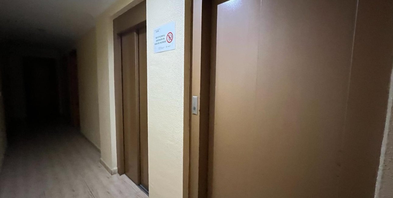 Rynek wtórny - Mieszkanie  -
Torrevieja - Playa Los Naufragos