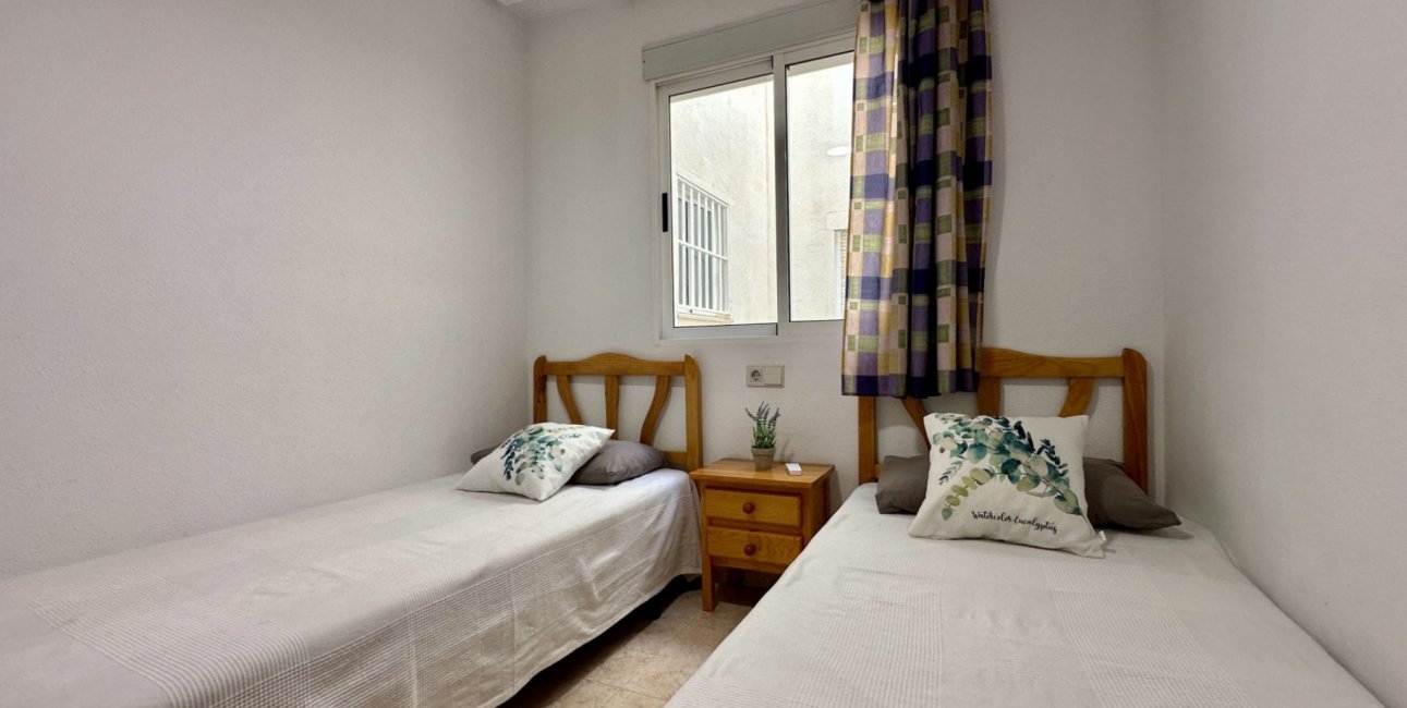 Rynek wtórny - Mieszkanie  -
Torrevieja - Torrevieja - Centre