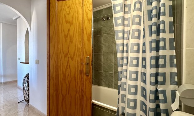 Rynek wtórny - Mieszkanie  -
Torrevieja - Torrevieja - Centre