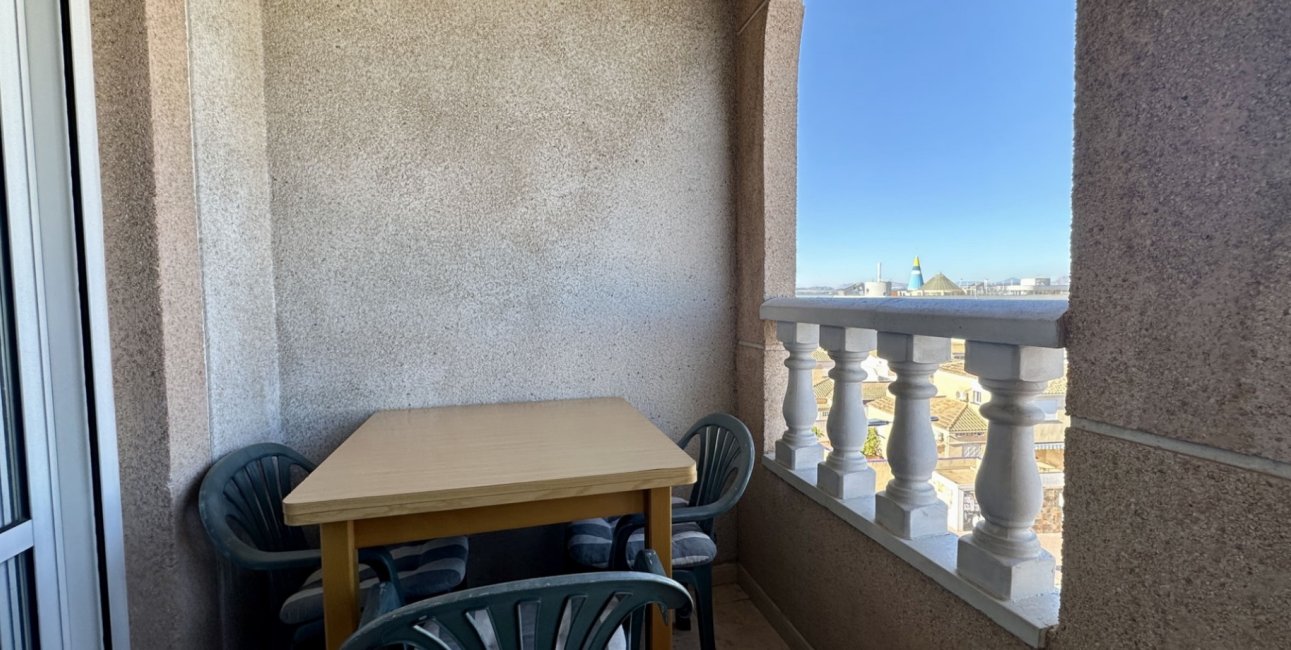 Rynek wtórny - Mieszkanie  -
Torrevieja - Torrevieja - Centre