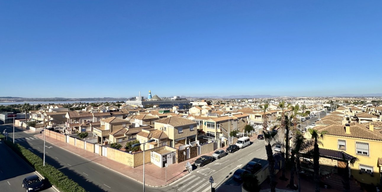 Rynek wtórny - Mieszkanie  -
Torrevieja - Torrevieja - Centre