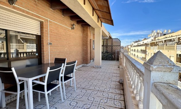 Resale - Apartment / flat -
Torrevieja - Torrevieja - Centre