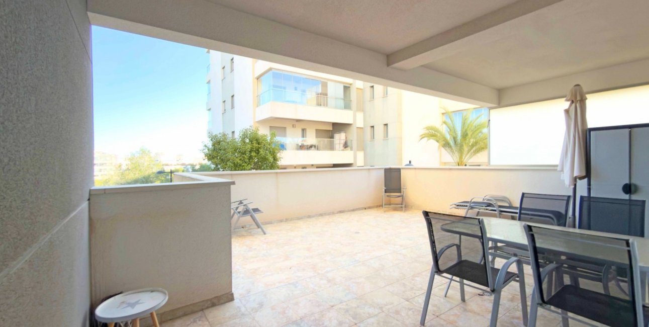 Resale - Apartment / flat -
Orihuela Costa - Los Dolses