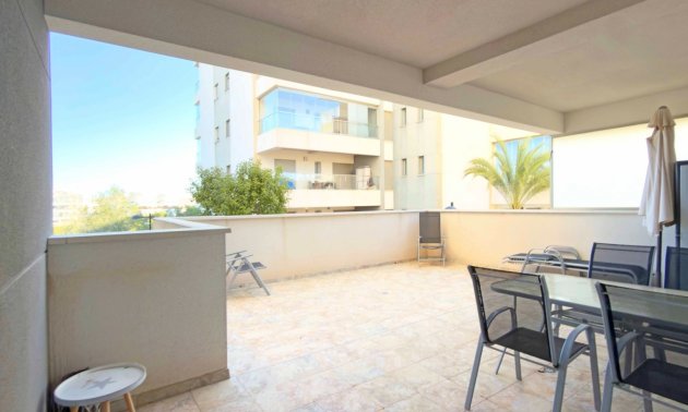 Resale - Apartment / flat -
Orihuela Costa - Los Dolses