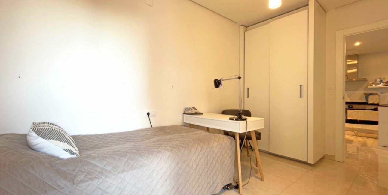 Resale - Apartment / flat -
Orihuela Costa - Los Dolses