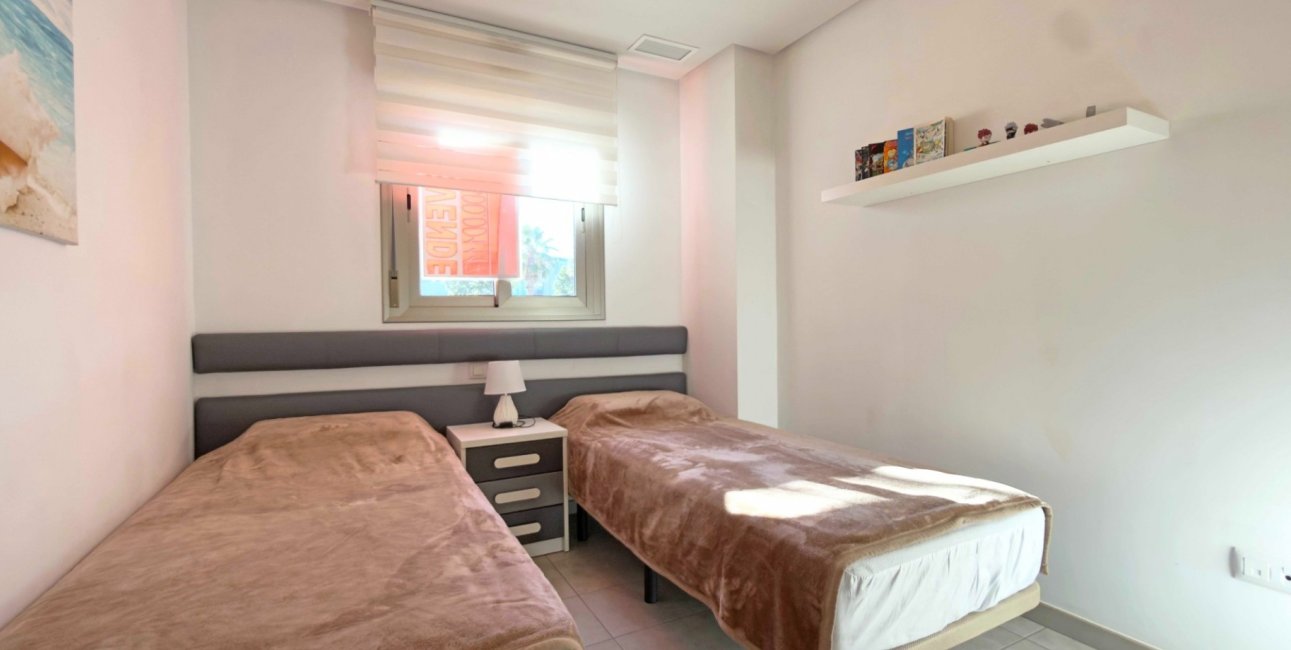 Resale - Apartment / flat -
Orihuela Costa - Los Dolses