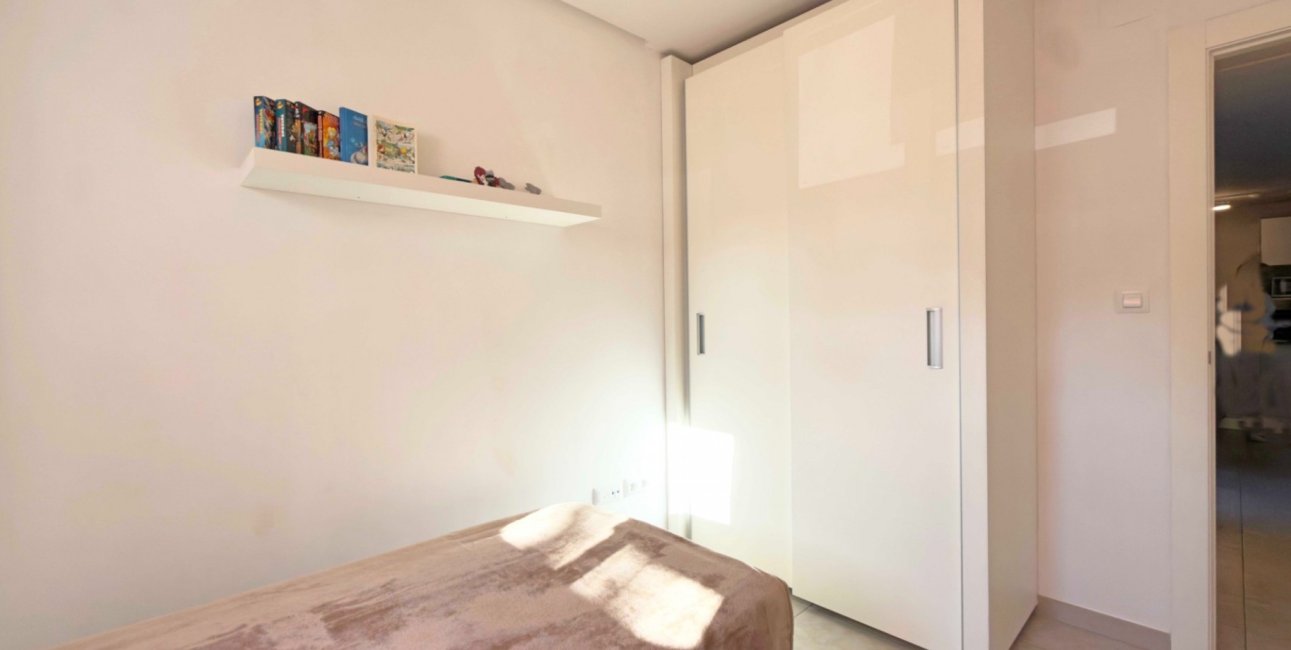 Resale - Apartment / flat -
Orihuela Costa - Los Dolses